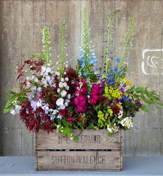 10 Ways to Display Flowers Without a Vase