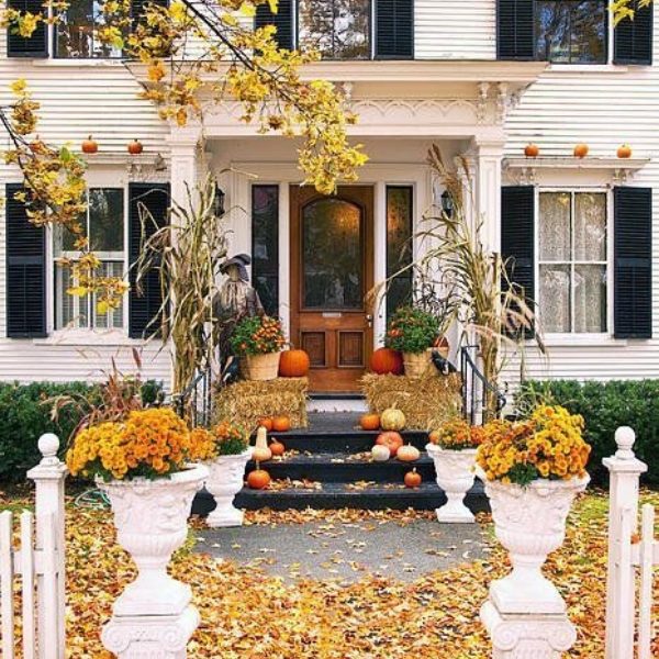 The Ultimate Fall Decorating Guide We Swear By