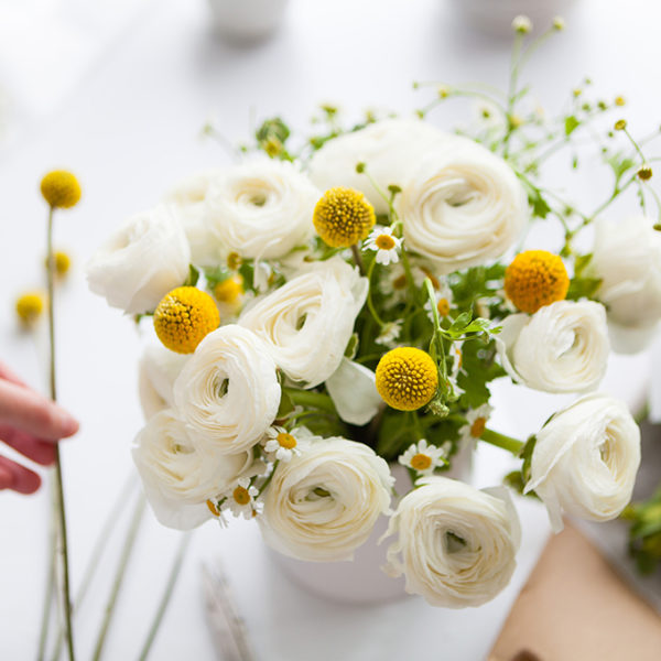 6 Easy Steps to Arranging Flowers Like a Pro