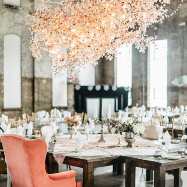 ​Our Latest Obsession: Hanging Flowers At Your Wedding