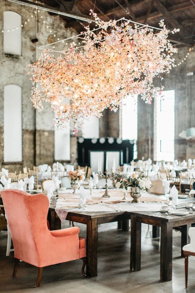 Diy flowers hanging store from ceiling